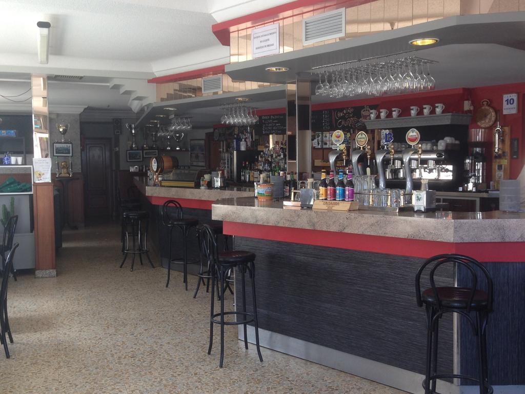 Hostal Salones Victoria Santa Marina del Rey Exteriör bild